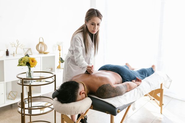 Découvrez 7 avantages inattendus de l'acupression zen